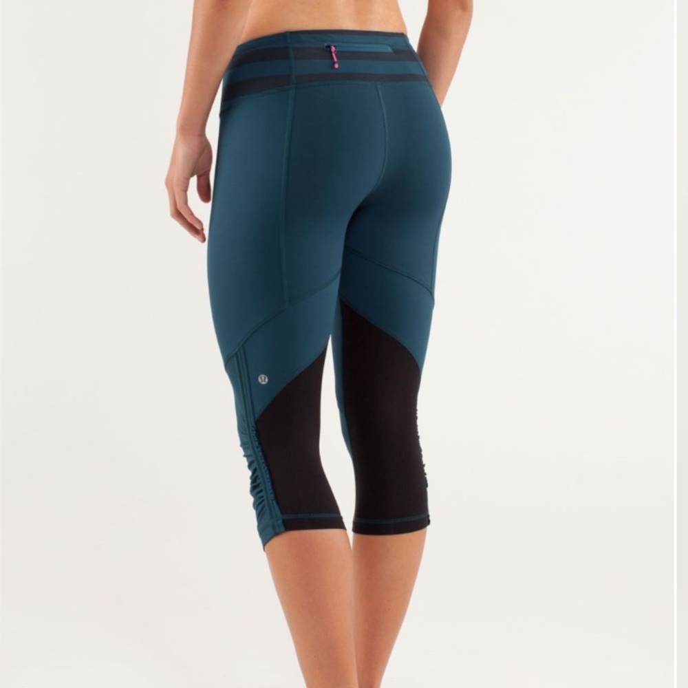 Lululemon Run: For Your Life Crop size 8 - Picture 3 of 12